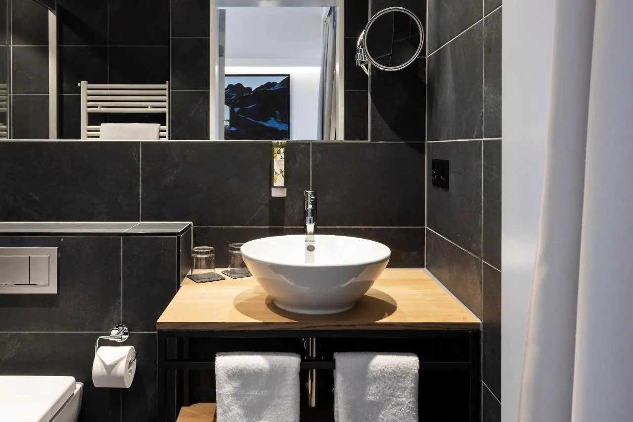 Fred Hotel Leonhardstrasse - Self Check-In Zurich